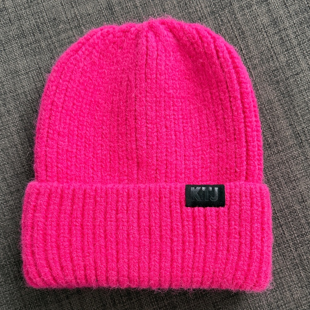 Katie J NYC Vibrant Pink Beanie